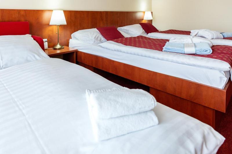 Hotel Senec Aqua Resort - Family Friendly Exterior photo