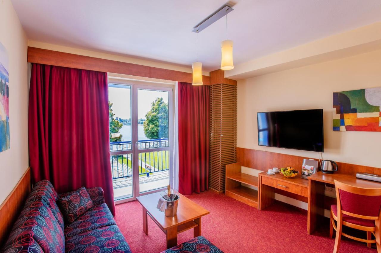 Hotel Senec Aqua Resort - Family Friendly Exterior photo