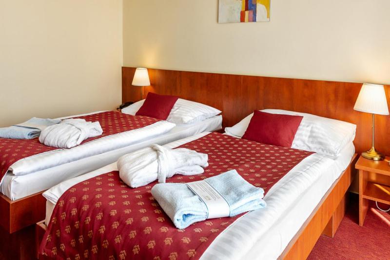 Hotel Senec Aqua Resort - Family Friendly Exterior photo