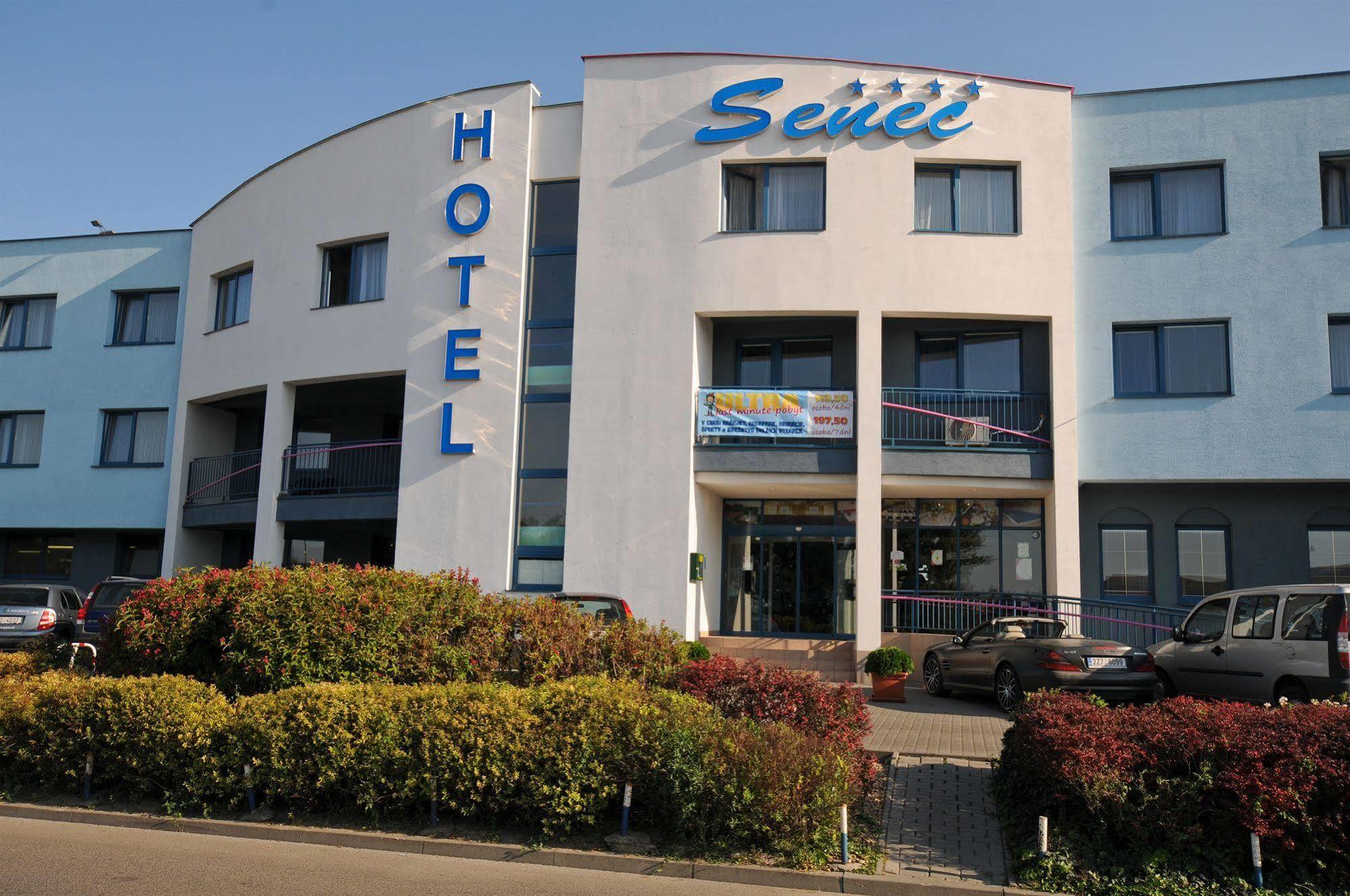 Hotel Senec Aqua Resort - Family Friendly Exterior photo